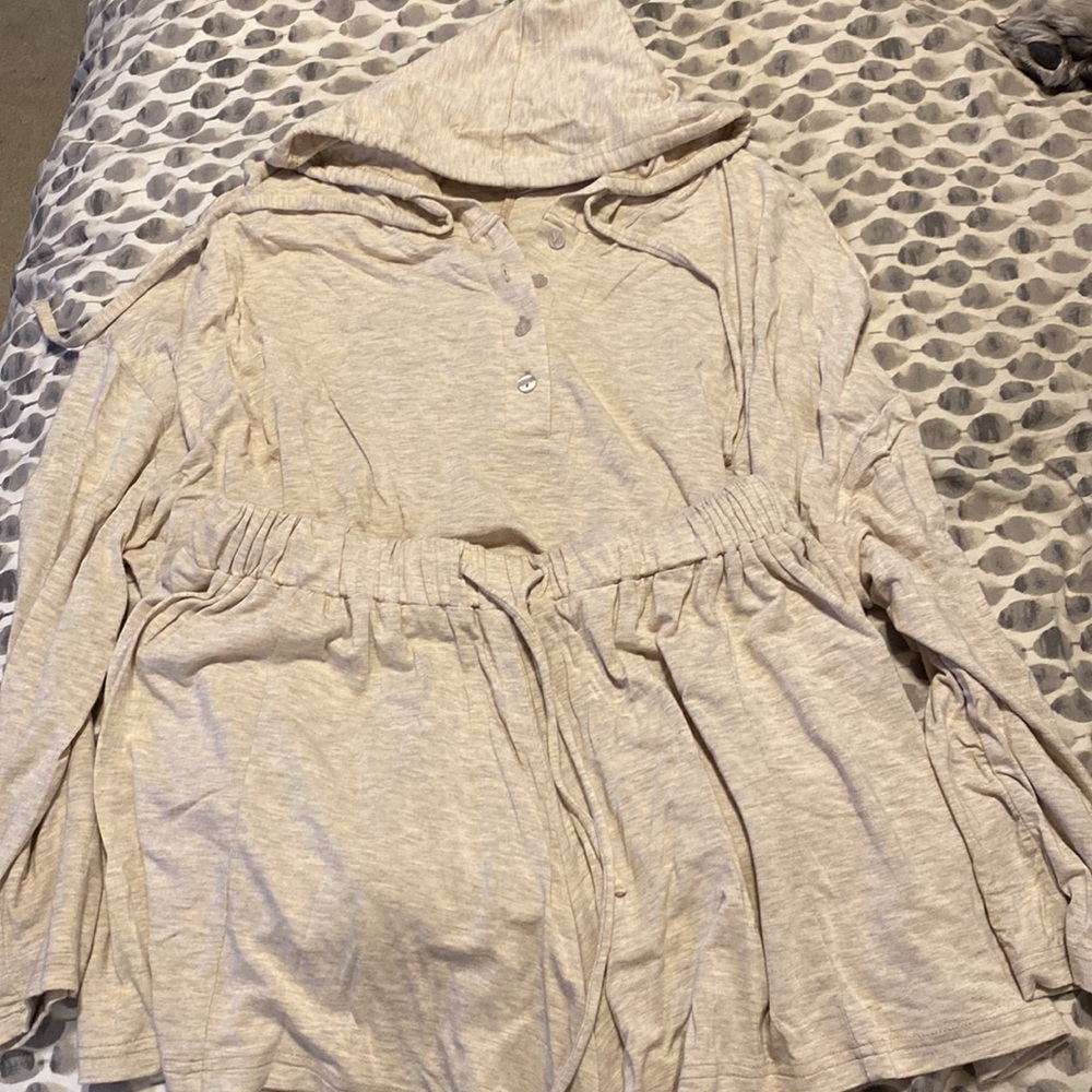 Shop Talulah oatmeal set